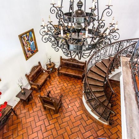 Caroline Bella Bed & Breakfast Ajijic Bagian luar foto